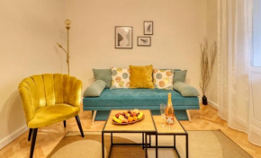 Quito Apartment - Stylish & Quiet
